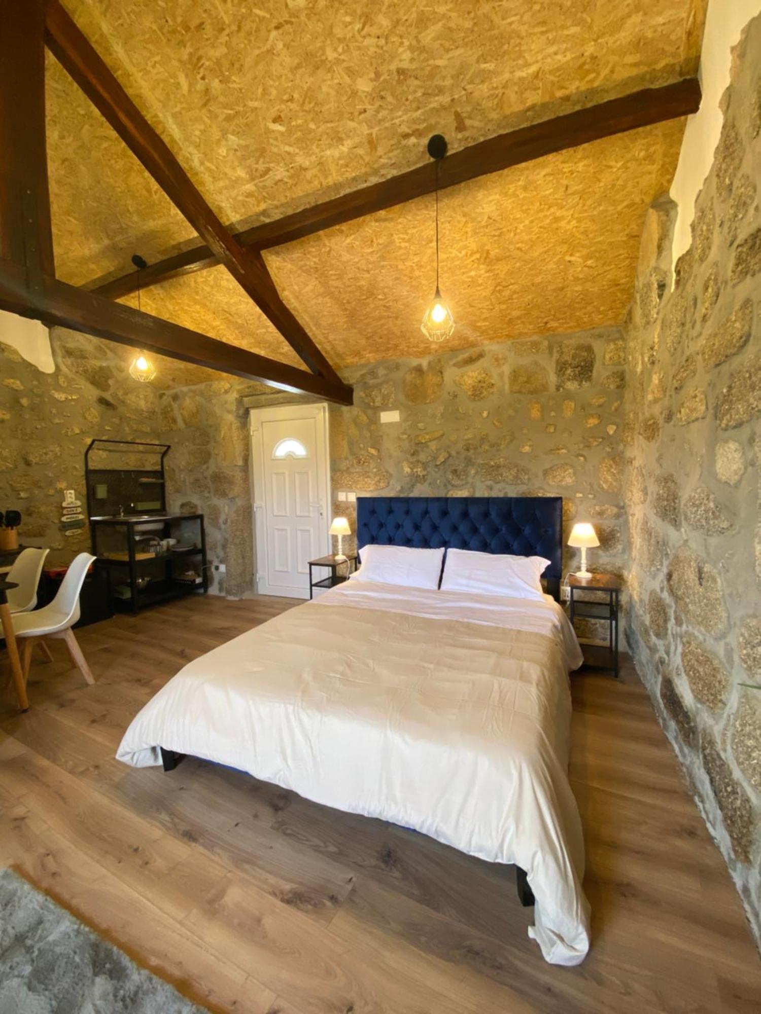 Вилла Casa De Pedra Em Vinha No Dao Нелаш Экстерьер фото